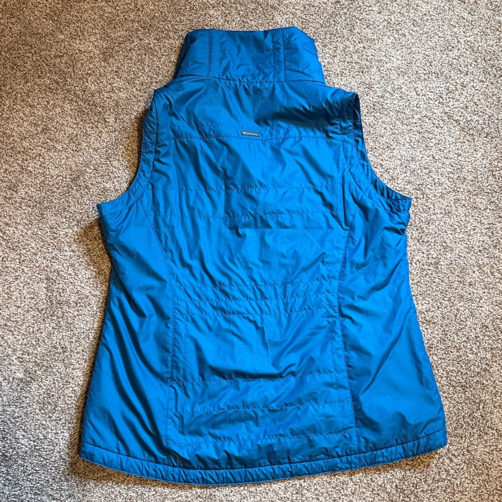 Columbia Teal zip up vest - Picture 3 of 3